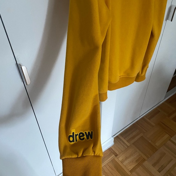 Justin Bieber drew house inspired sweatshirt - Picture 4 of 4